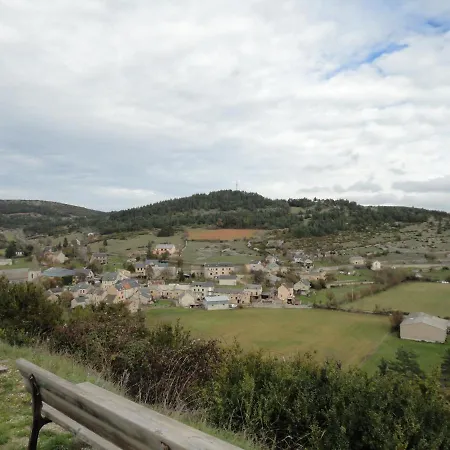 Holiday home Clevacances